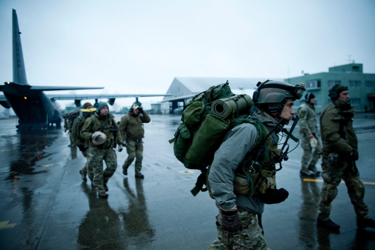 USAFSOC 320 STS Real 'Fast There' mans, Always remember.
16th, Mar 2011-Japan Sendai
#USAF #afsoc #pararescue  #320thsts