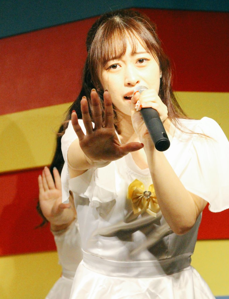 tkifexbg6u9yjt5's tweet photo. Star☆Tライブ at KENTRY vol.16
斉藤暉ちゃん
なんか、今日はめちゃくちゃ絶好調
もうね～暉ちゃんからたくさん笑いの元気をたくさん貰いました。
本日のパワーワード【２つ上の弟】
#本日のMVP
#KENTRY 
#暉がいっぱいコレクション https://t.co/dVLF8ODy0w