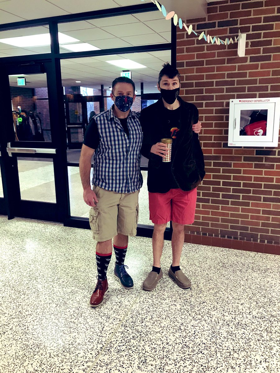 mrs_pankratz's tweet photo. Wacky Day at BMS @ByronMSBears https://t.co/DVzMV4CqGJ