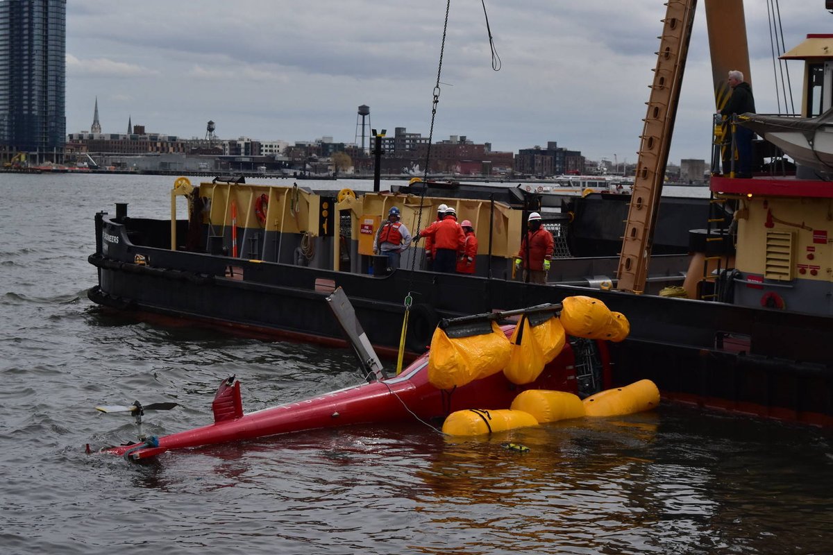 3 years ago on this day: A sight-seeing helicopter crashes into the East River, killing five passengers — Read more: https://t.co/8m9DcTJOJF https://t.co/hvCoo4626g