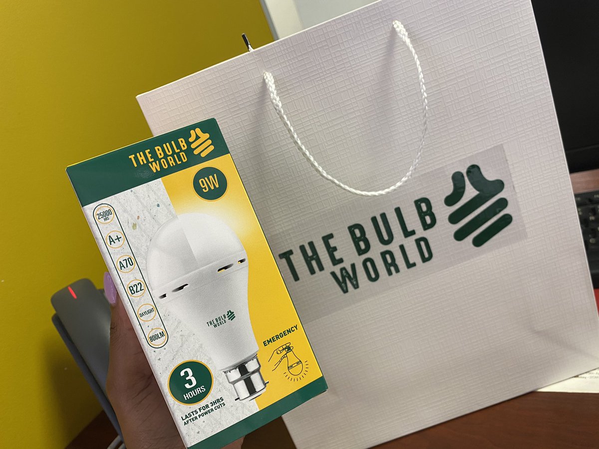 CarolKgafela's tweet photo. Rayang BPC e tsee motlakase gape yaaka mabane...ke batla go bona sengwe 😂😂😂
@thebulbworldBW https://t.co/48fuQo5hyy