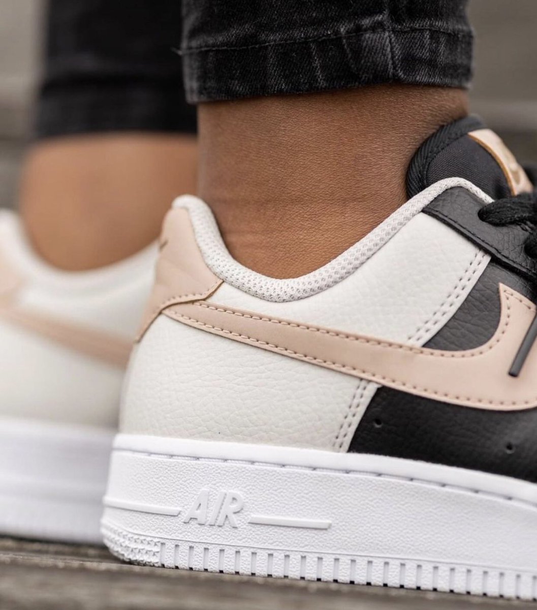 bestoffshoes's tweet photo. Air Force 1 ‘07 https://t.co/D4buJaH8dJ