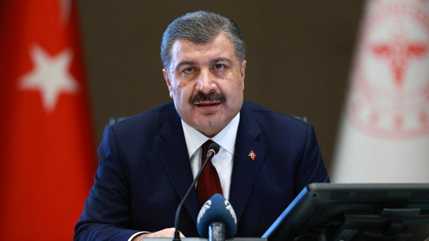 gazetesozcu's tweet photo. SON DAKİKA | Sağlık Bakanı Fahrettin Koca:

💬"İlk vakadan bir yıl sonra size yeni bir çağrıda bulunmak istiyorum. Karamsarlık, belirsizlik, bıkkınlık duygularını üstümüzden atalım." https://t.co/KuYvsTVThB https://t.co/IaW4FdpXVn