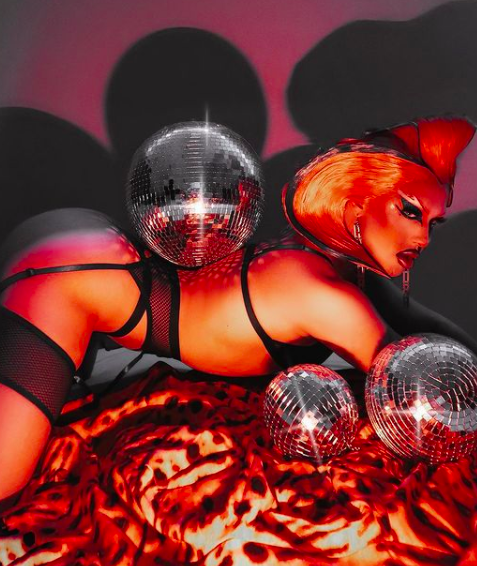 Since she won't be on our screens, let's make sure there's plenty of @awhoraofficial on our feeds #DragRaceUK