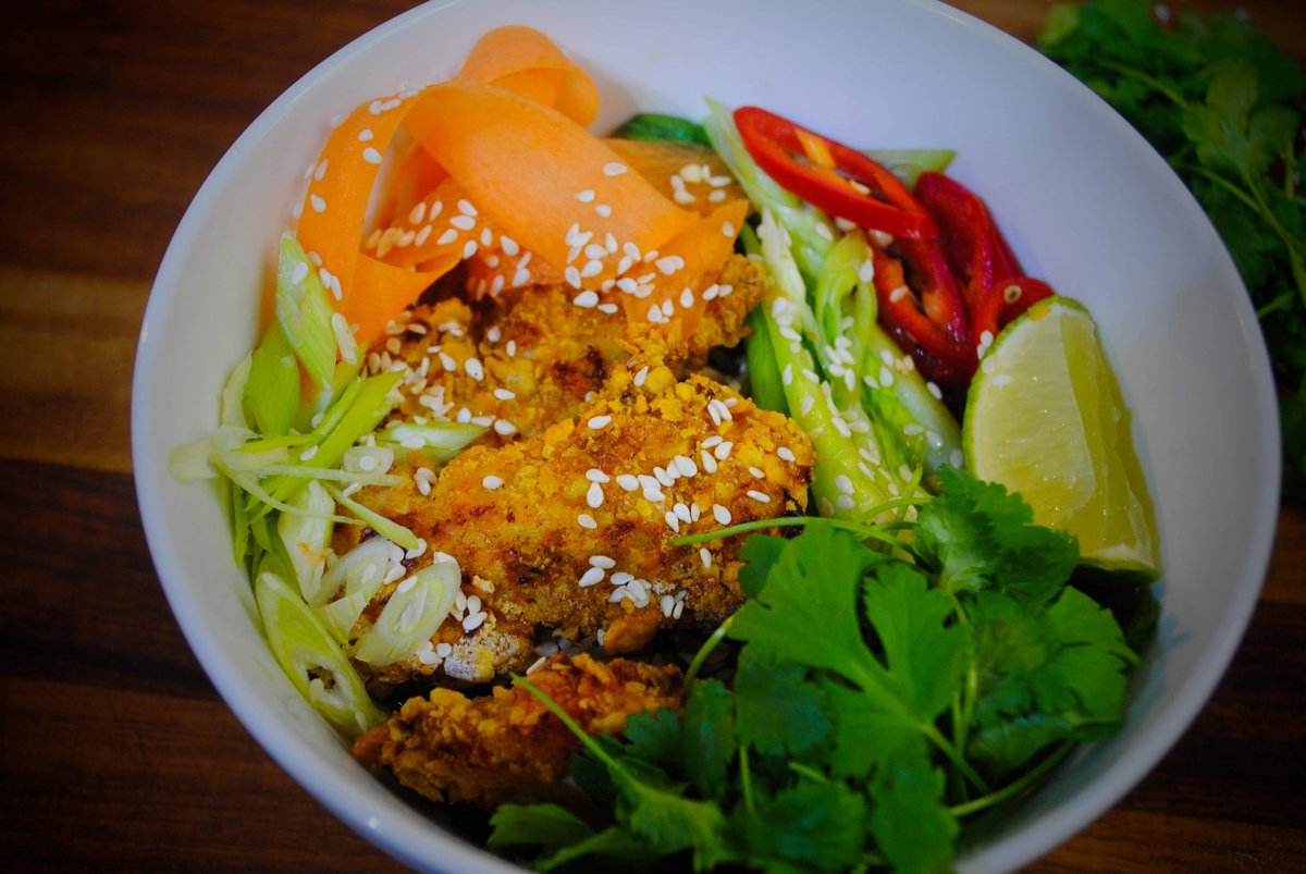 AdamMorrison76's tweet photo. Really enjoyed beginning to produce my video for our Health and Consumer Lifestyle module . 

Check out my 👇

Crispy Chicken Noodle Bowl https://t.co/svPamYfCD0