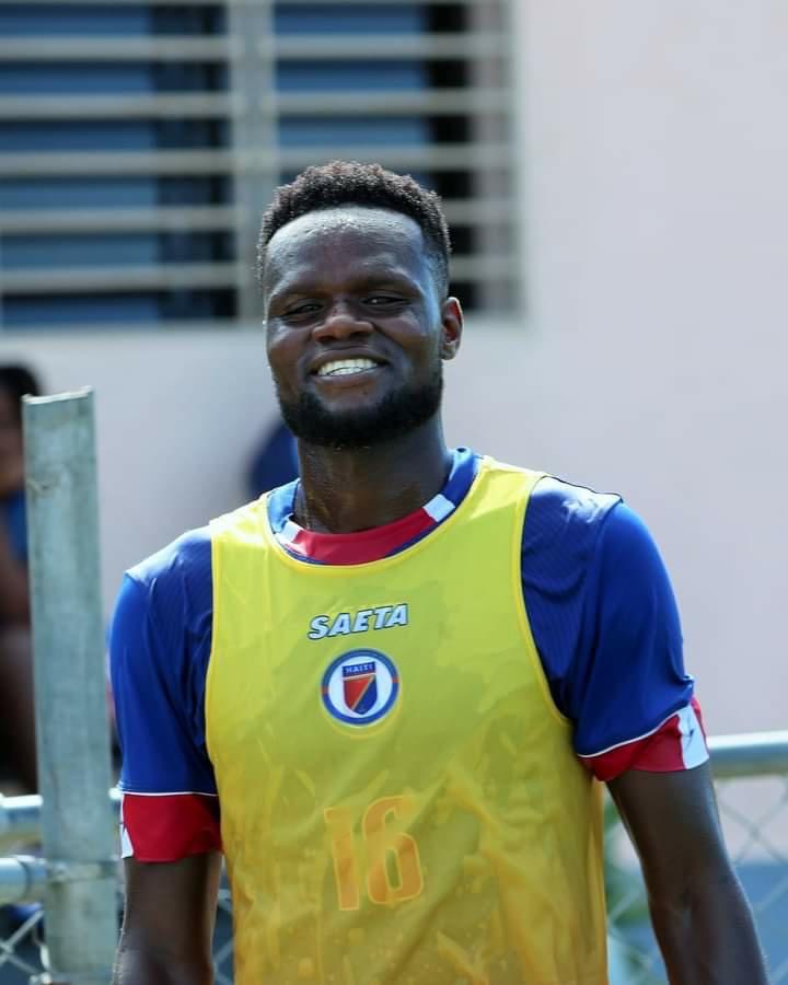 Caleb_Jephte's tweet photo. 🇭🇹 Peterson Joseph Junior (23 ans), l'attaquant numéro 1 de la sélection U23 !

3 buts et 1 passe décisive en 3 matchs dans les deux premières phases. Il sera très attendu au Mexique dans la compétition. https://t.co/ZW1J9mVbeZ