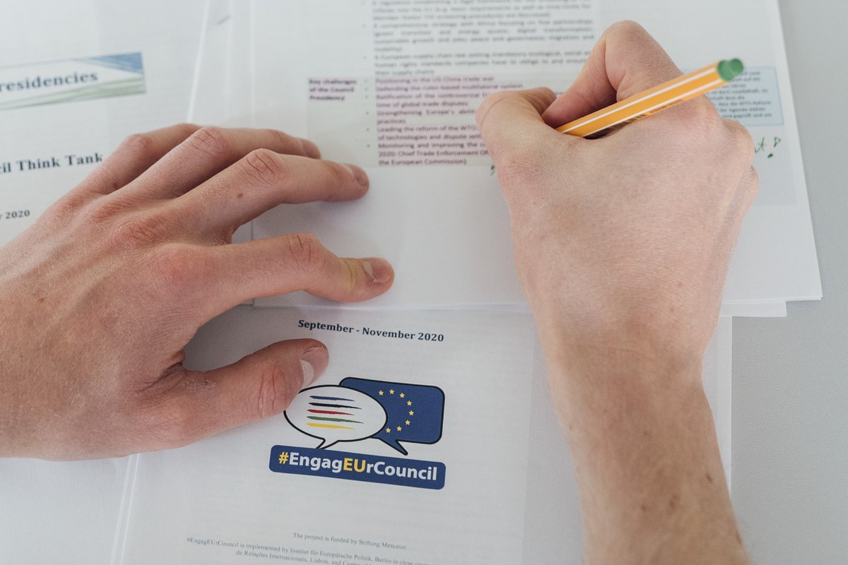 EngagEU_Project's tweet photo. You can still apply for #EngagEUrCouncil. Influence European politics with your demands, visions and ideas! https://t.co/68vswZH5bq https://t.co/HZpZtDbyQl