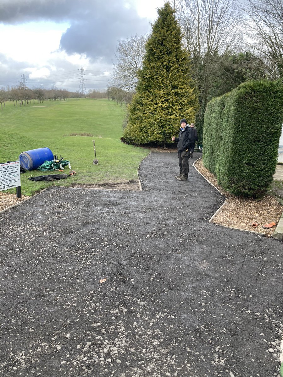 bgcgreens's tweet photo. 11/3/21 round shop and first tee tided up https://t.co/A8xSjY3BMX