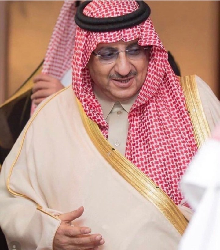 _alGirl_'s tweet photo. " انتَ الأول فِي كُل شيء ، 
في الحُب ، في الطمأنينَة ، في الدُعاء ."

 #محمد_بن_نايف https://t.co/vjF9nl0LPd