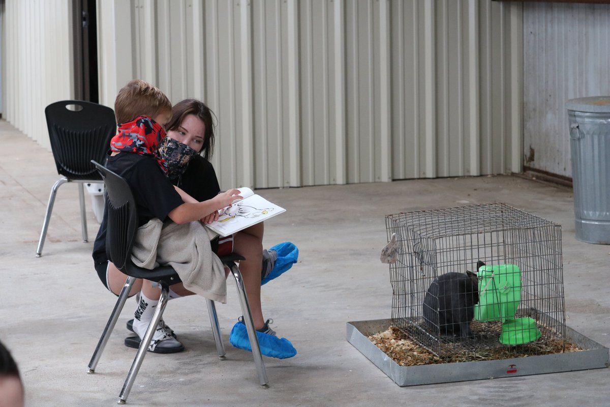 Aledo ISD (@aledoisd) on Twitter photo .<a href="/CoderElementary/">Coder Elementary</a> students were treated to Books in the Barnyard with AHS FFA Wednesday! Students read to animals & learned about farming/animal care in the renovated AHS Ag barn.
An exceptional experience w/our oldest students leading our youngest Bearcats!
#growinggreatness .<a href="/CoderElementary/">Coder Elementary</a> students were treated to Books in the Barnyard with AHS FFA Wednesday! Students read to animals & learned about farming/animal care in the renovated AHS Ag barn.
An exceptional experience w/our oldest students leading our youngest Bearcats!
#growinggreatness