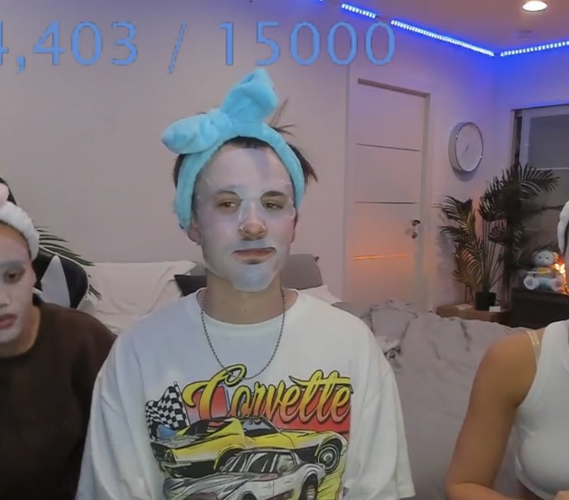 the way it doesn’t even look like crawford lmaooo