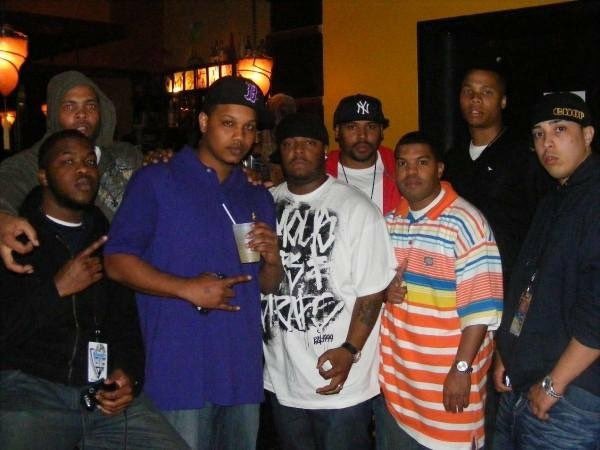 Juan_Correy's tweet photo. @heartstoppas @djhalfpint401 @GenrusHS @MikeSlickHS @JohnScinoHS @CoachMitch_2 @GoldMedal_CO #GFM #GME #Heartstoppas #BlankTraceMusicGroup https://t.co/8zxAHysSg6