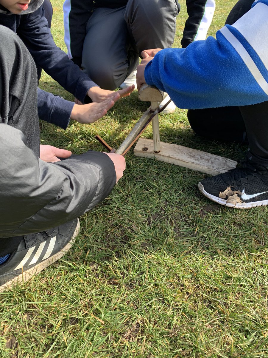 thefreshairclub's tweet photo. Some epic Year 5 children working together as a team to creat fire by friction!
#frictionfire #frictionfirelighting #bowdrill #teamwork #outdoorlearning #bushcraft #kidsoutside #childrensbushcraft https://t.co/AFbVQQ6KDc