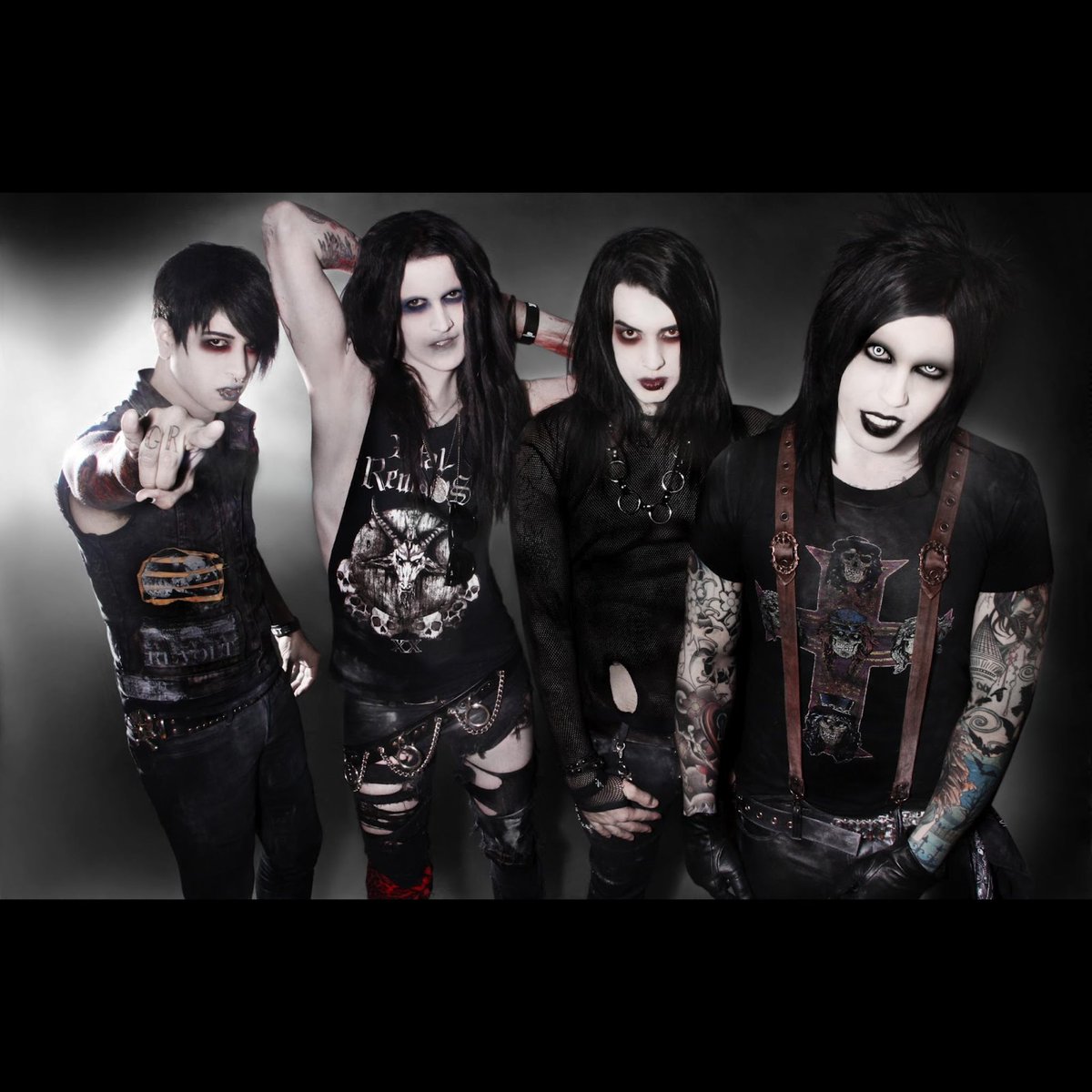 TherealVECoven's tweet photo. Who remembers these?! A lot of these pictures appeared in @AltPress over the last decade! Where did you first discover Vampires Everywhere??????
#vampireseverywhere #michaelvampire https://t.co/fS9mlaypjy