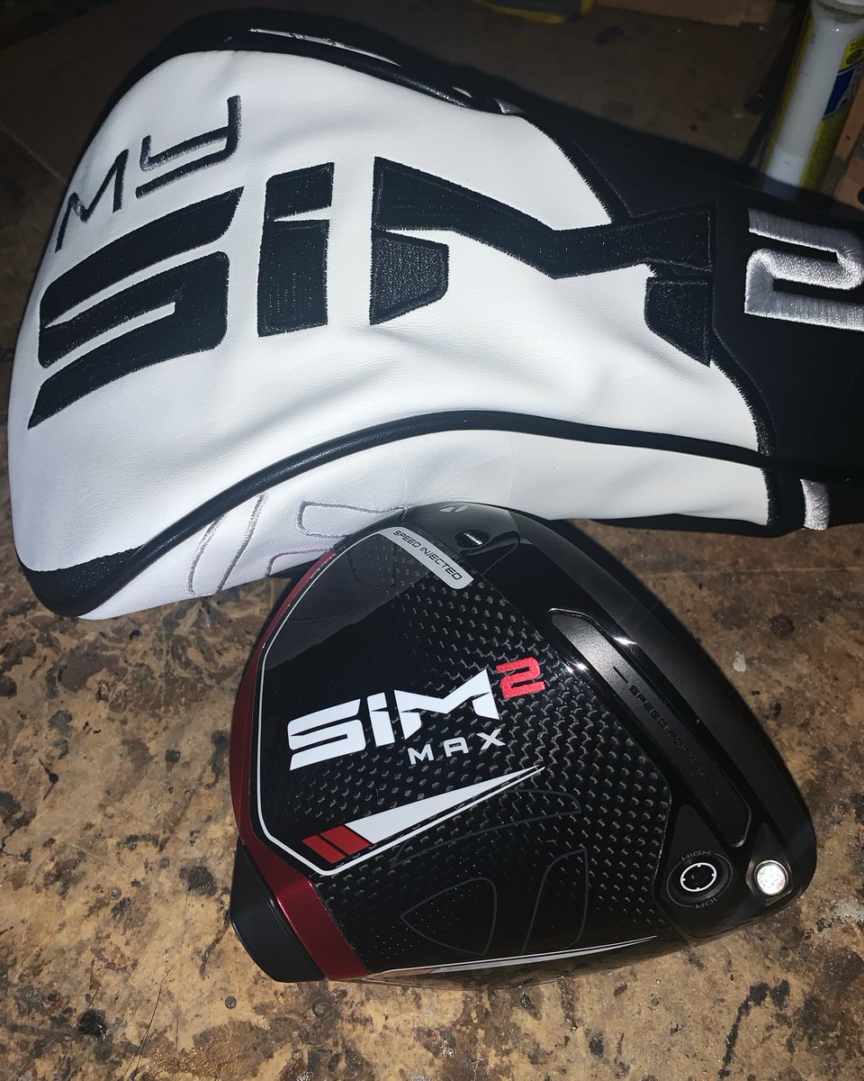 golfschoolofin's tweet photo. A red and black custom Taylormade MySim2 Max driver! What color combo would you choose? https://t.co/2bZTxXhoxE