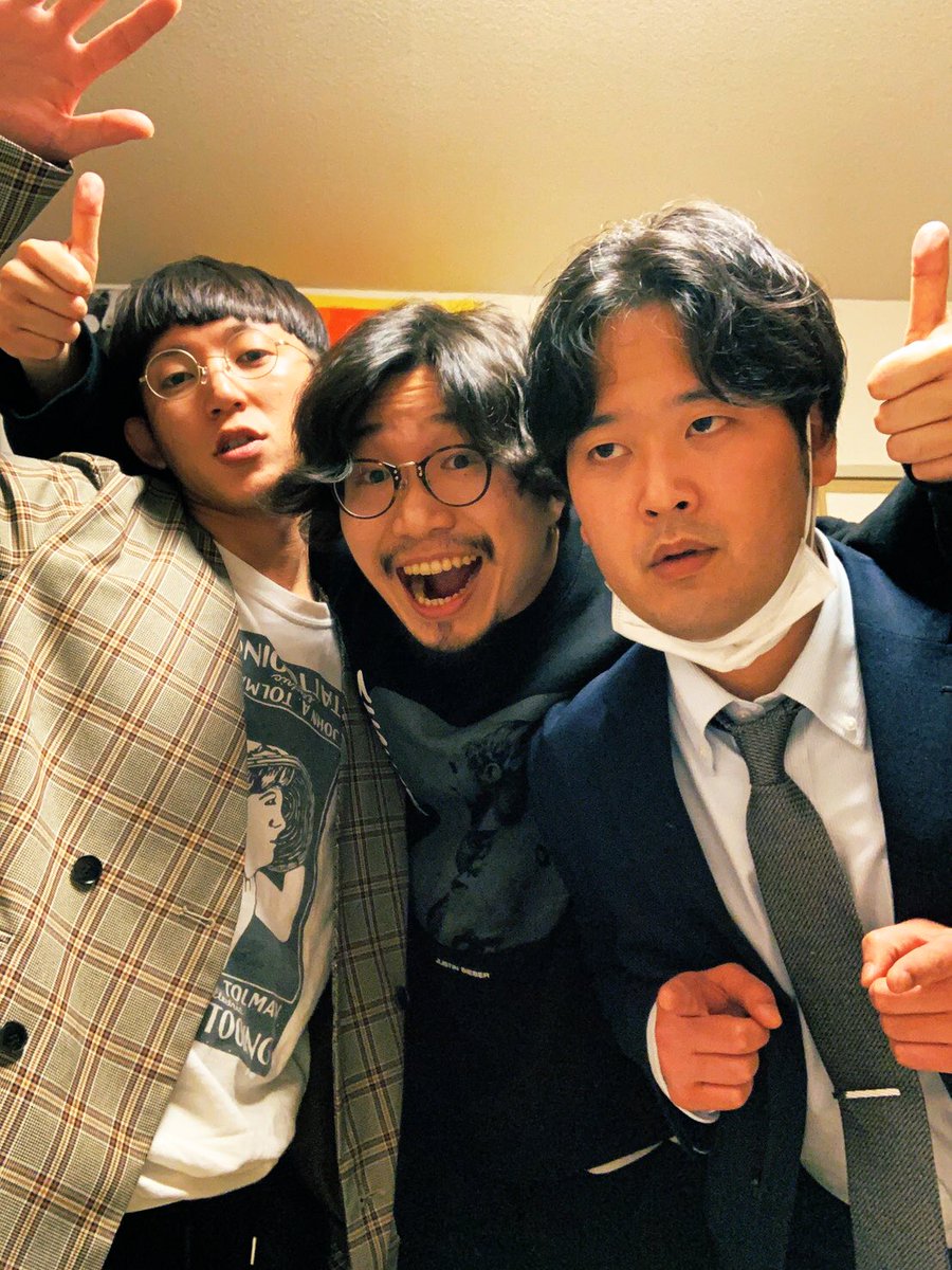 kzm_narita's tweet photo. selfarm10周年記念配信見てくれてありがとう。遅い時間だし予定時間がズレてしまったけどたくさんの人が見てくれて本当にありがとう。次はライブハウスで会おうね https://t.co/WKYjtHEROY