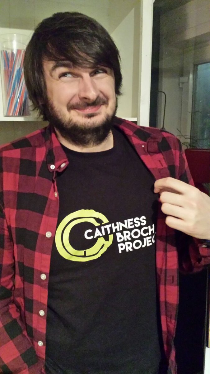 TheBrochProject's tweet photo. WE'VE GOT TWO SMALL BLACK #BROCHTEES LEFT AND THAT'S IT
So get them if you want 'em.
https://t.co/q9RVrUAmaY
#Brochtee #Caithness #Brochs #Archaeology https://t.co/3OShkiVmRj