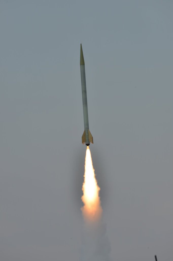 WVURocketry's tweet photo. I would like to introduce Matteo Cerasoli’s rocket, Impulsive Decisions! 🚀 https://t.co/fBZdCeMBVq