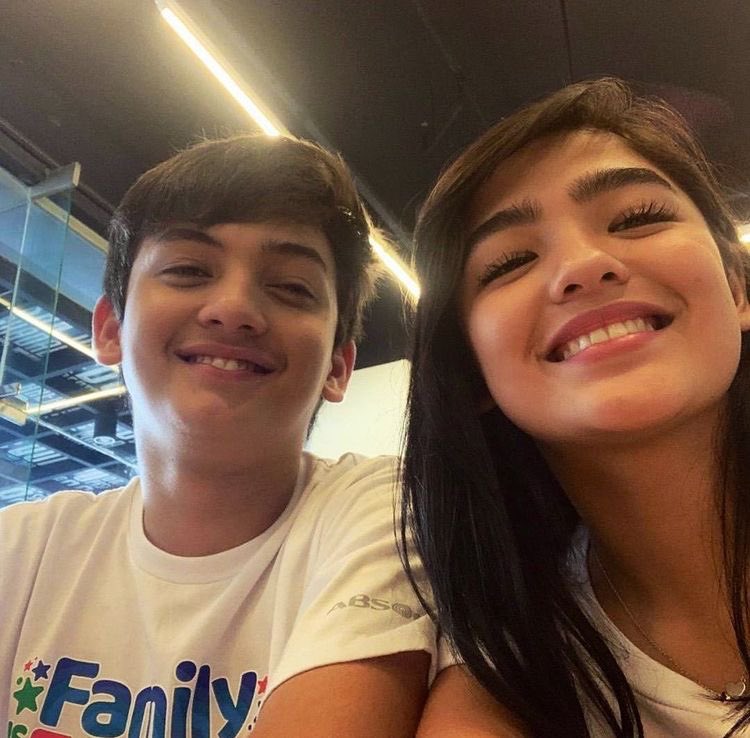 astervcrlprz's tweet photo. Happy happy birthday Ali! Wish ko sayo sana matupad mo mga pangarap mo at pag patuloy mo lang kung anong ikakasaya mo nandito lang ako palagi para suportahan ka 🤟🏻💚 Proud na proud ako sayo 😊 https://t.co/yU0KeWMYpe