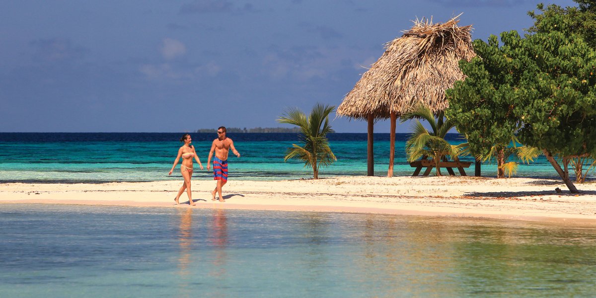 Belize has become the first Caribbean destination to allow vaccinated travelers to enter without having to present a negative COVID-19 test. You can find more details on our travel notes page: hubs.ly/H0J4vqy0