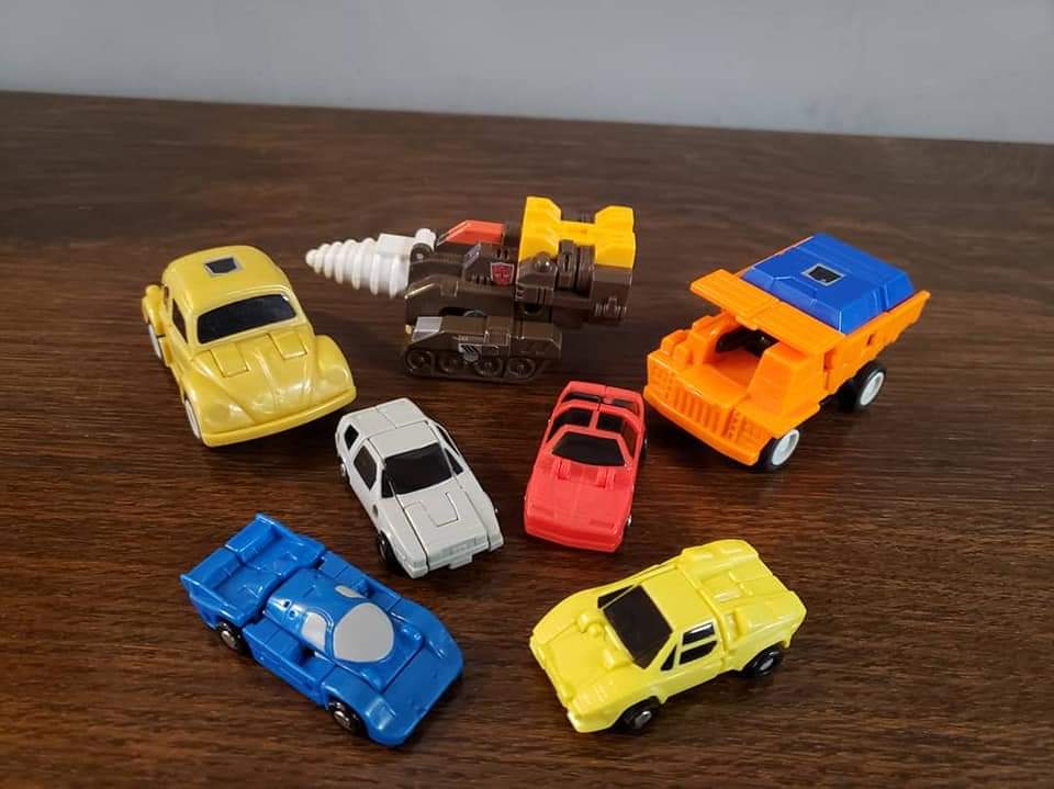 cracktasticpod's tweet photo. May not be as cool as #transformertuesday but #transformerthursday is a thing right? I do know these G1 #Transformers are rad. @Hasbro #thepfpn #toystagram #thetoysthatmadeus #goldbug #wideload #nosecone #micromasters #racecarpatrol #freewheeler #tailspin #roadhandler #swindler https://t.co/mo0VXl9w7j