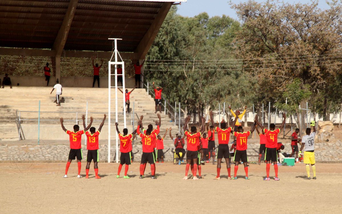 fwcfcabuja's tweet photo. First Half Update

1-1

Usman Academy went ahead but their lead was canceled with a thunder strike by Haruna Sabeyan.

Your support will definitely keep us going 🙏🙏👍👍

#NLO21
#BauchiCentre
#ChampionsWhoCare
#USAFWC https://t.co/x7UlYlKSGN