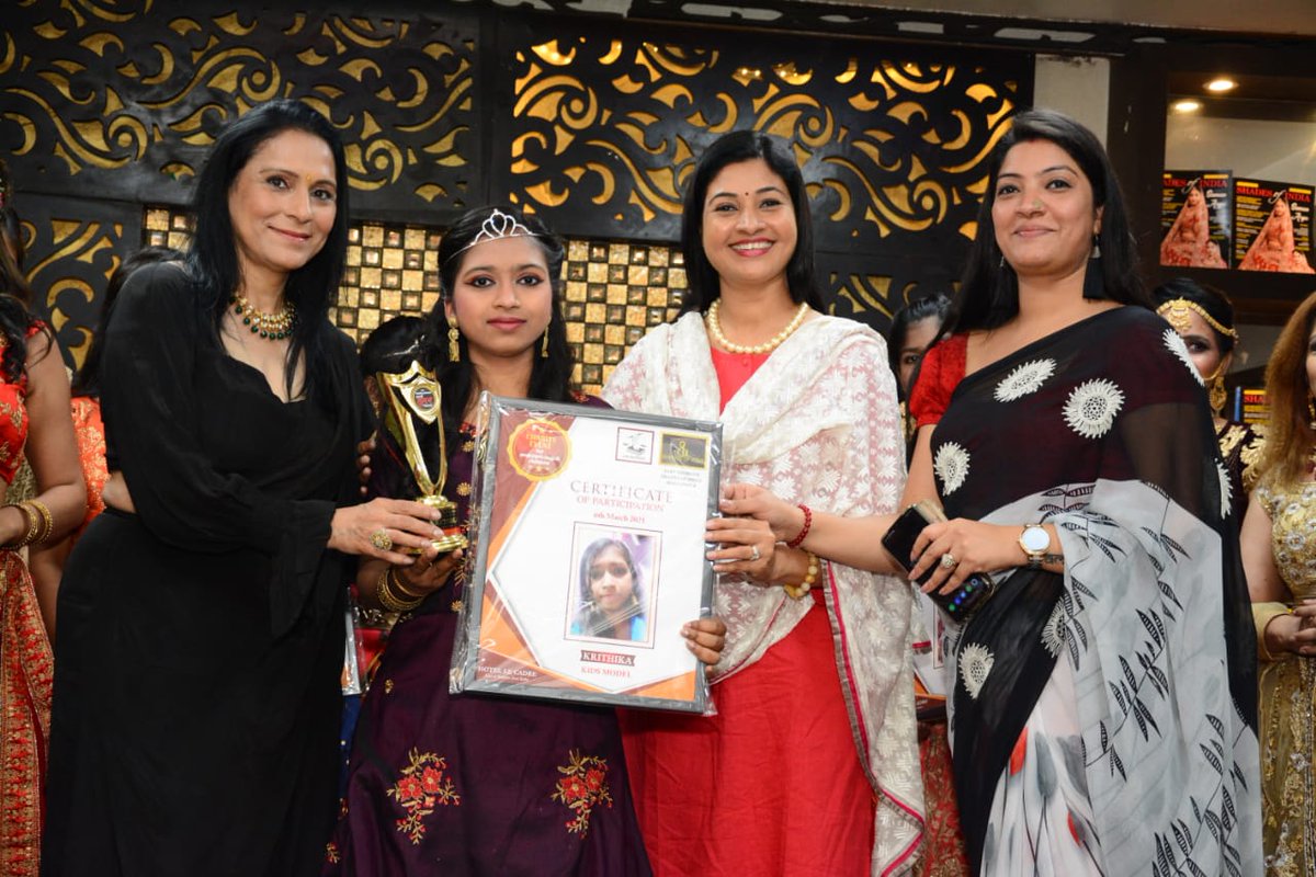 LambaAlka's tweet image. 1 Pic : #Delhi 
2 Pic : #Jaipur
3 Pic : #Bhopal
#WomensDay #India 🇮🇳🙏
