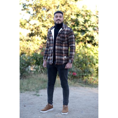 "ومَن آمن بعوضِ الله.. أتاهُ عظيمًا." 🌼🤍