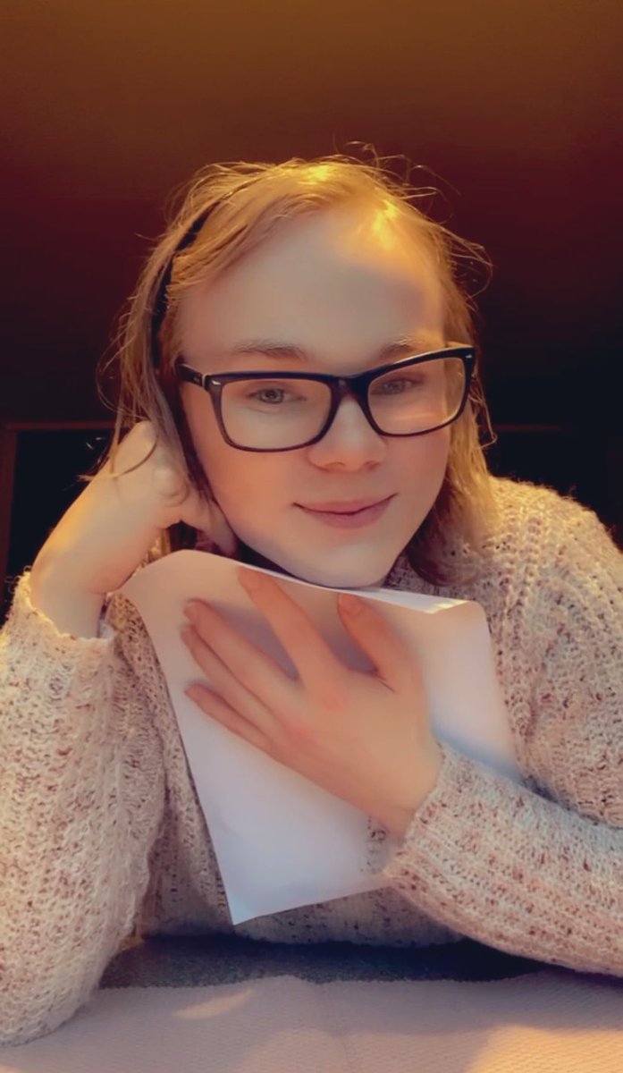 VallerieMomo's tweet photo. MY LEGAL GENDER IS FINALLY FEMALE I’M SO HAPPY AAAAAA 😭❤️ https://t.co/bDKvfGjO7l