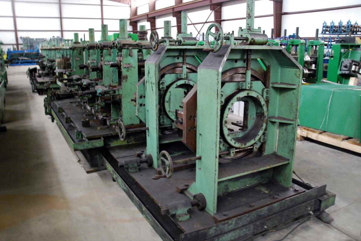 UniversalTube's tweet photo. 8" (203 mm) x .313" (7.93 mm) High-Frequency Tube Mill For Sale.

Equipped with: entry equipment, flying cut-off saw, runout, mill drive, many sets of tooling and many spares.

Contact us for a quote 1-419-872-2364

Newsletter: https://t.co/DsP5EOHBvJ https://t.co/wsHWEvYzVu