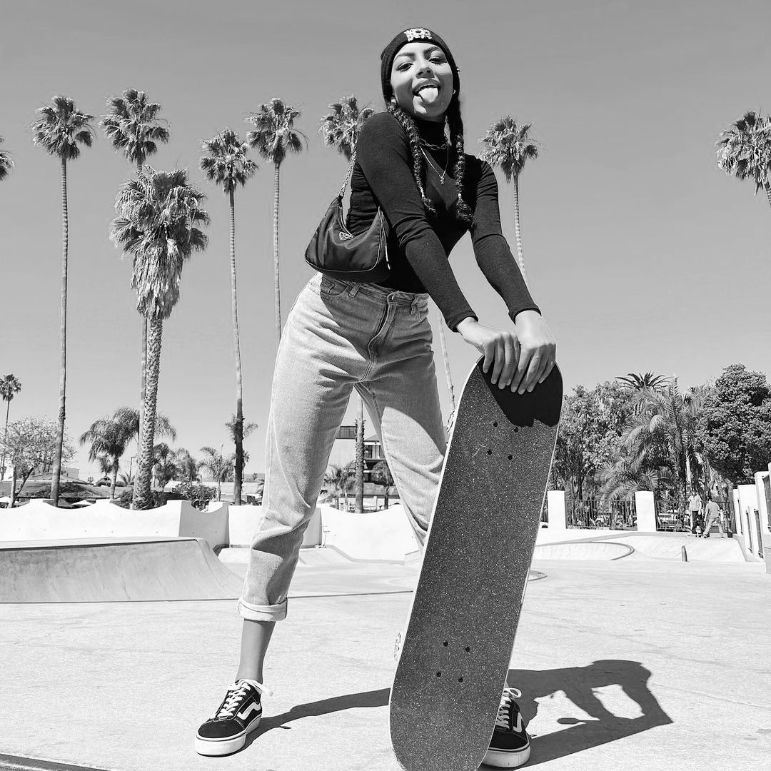 qtazercraft's tweet image. california girls 🥵