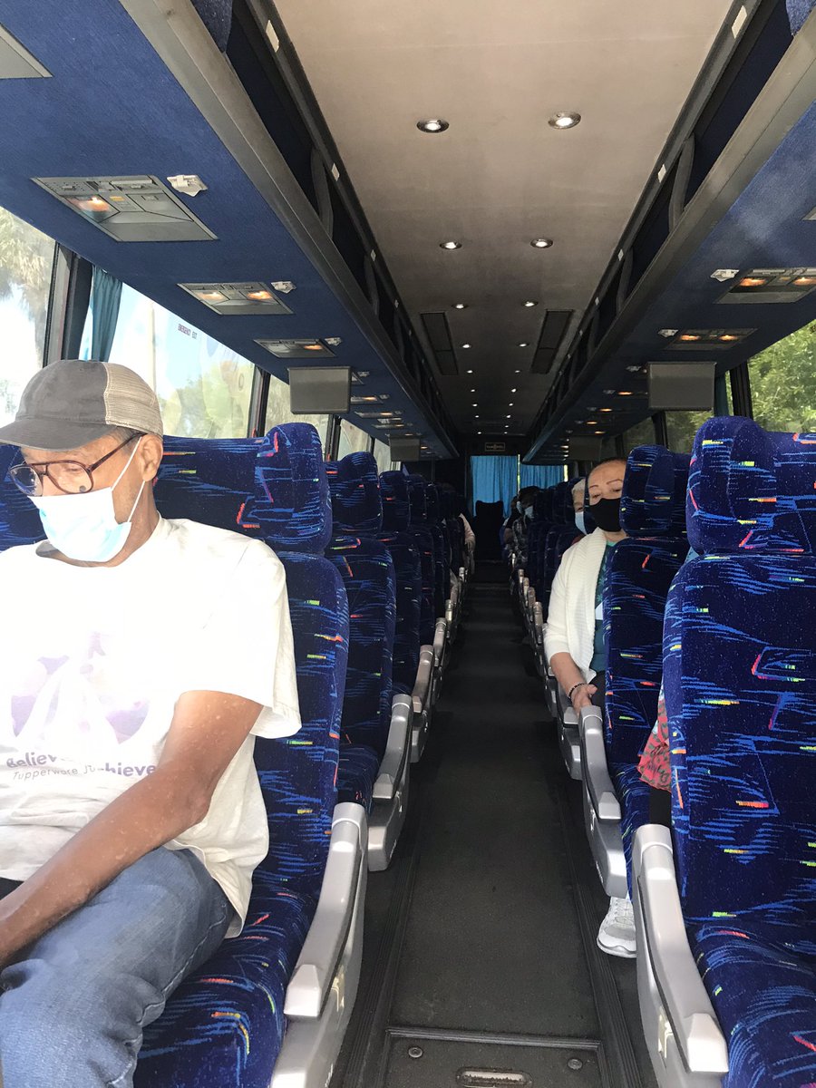 Bus leaves Orlando’s Westside carrying more than a dozen seniors to a nearby vaccine event!! Hear from them on Eyewitness News at 4 and 6!!#WFTV #GRATEFULSENIORS