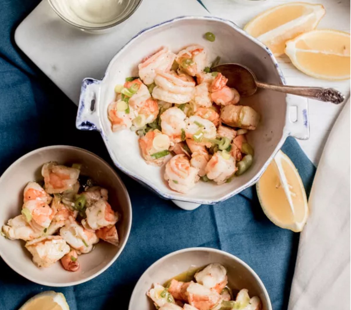 A healthy and delicious Italian Olive Oil Shrimp Salad featuring 4 simple ingredients. Perfect for an appetizer, or a light meal served with a green salad. 🍤🌿 Shop Extra Virgin Olive Oil at Bottega.eu! 🕊️ #Recipe &amp; photo by <a href="/AbraPappa/">Abra's Kitchen</a> 👉ow.ly/pBRZ50DQwFX