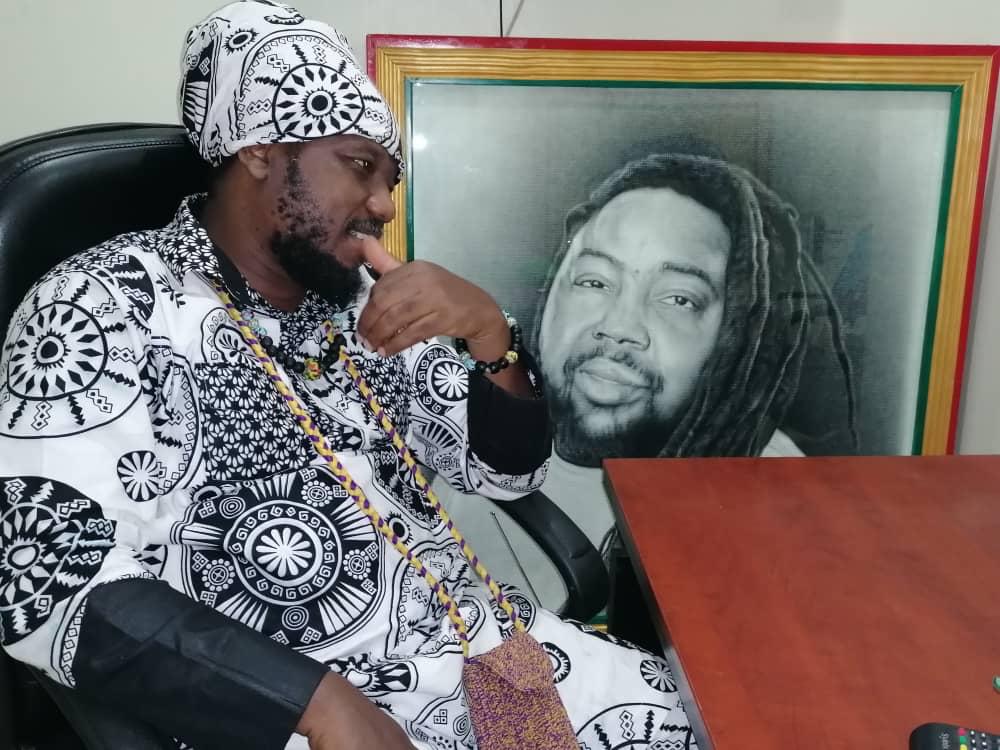 Always Blazing hot hot #AfricanHistoryClass #Taxidriveshow my favourite show <a href="/Blakkrasta/">BLAKK RASTA</a> <a href="/BlakkLionDeGen/">FreeDaStreets</a> <a href="/BORBOR_SLY/">BORBOR_SLY(THE RICE 🍚 SELLER INSIDE TESHIE PENNY)</a> <a href="/zylofon1021fm/">ZYLOFON FM</a> <a href="/kwame_agyei/">Daniel Kwame Agyei 🤓</a> @The_Evangelist3 <a href="/Teejay63/">Tee Jay</a> <a href="/RastaKwadzo/">Kwadzo Rasta Baron</a> <a href="/RasTbcOfoe/">Ras Tbc Ofoe</a> <a href="/nat_ebube/">𝑵𝒂𝒕 𝑬𝒃𝒖𝒃𝒆 𝑫𝒊𝒌𝒆 🇬🇭</a> <a href="/gumahdok/">Ras Osagyefo Doabil Tindandoog Gumahdok Yinzorbil</a> <a href="/osagyefogh/">osagyefogh</a> <a href="/ElormBeenie/">Elorm Beenie</a> <a href="/RockyDawuni/">Rocky Dawuni</a> <a href="/SBawumia/">Samira Bawumia</a> <a href="/ras_adidi/">Ras Adidi The Prince of #KUCHOKO and #MIATORSYTLER</a>