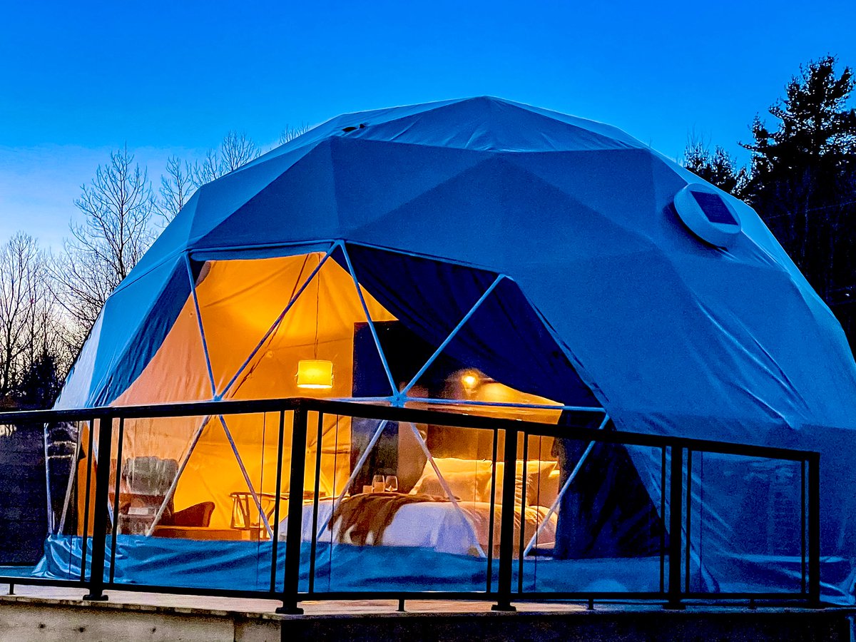 When it’s dark outside? Inside it’s glowing. 🌟 join us soon for #valleyskyglamping #visitnovascotia #annapolisvalley #glamping #luxurycamping #luxurytravel