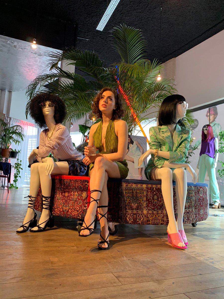 Wavemakers_eu's tweet image. Vandaag lanceerden we de oogverblindende collectie van Olga Leyers voor de pers! Congrats Olga met de lancering van je gloednieuwe collectie met @Zebfashion. Let’s bring sexy confidence back 🙌. #PR by #Wavemakers