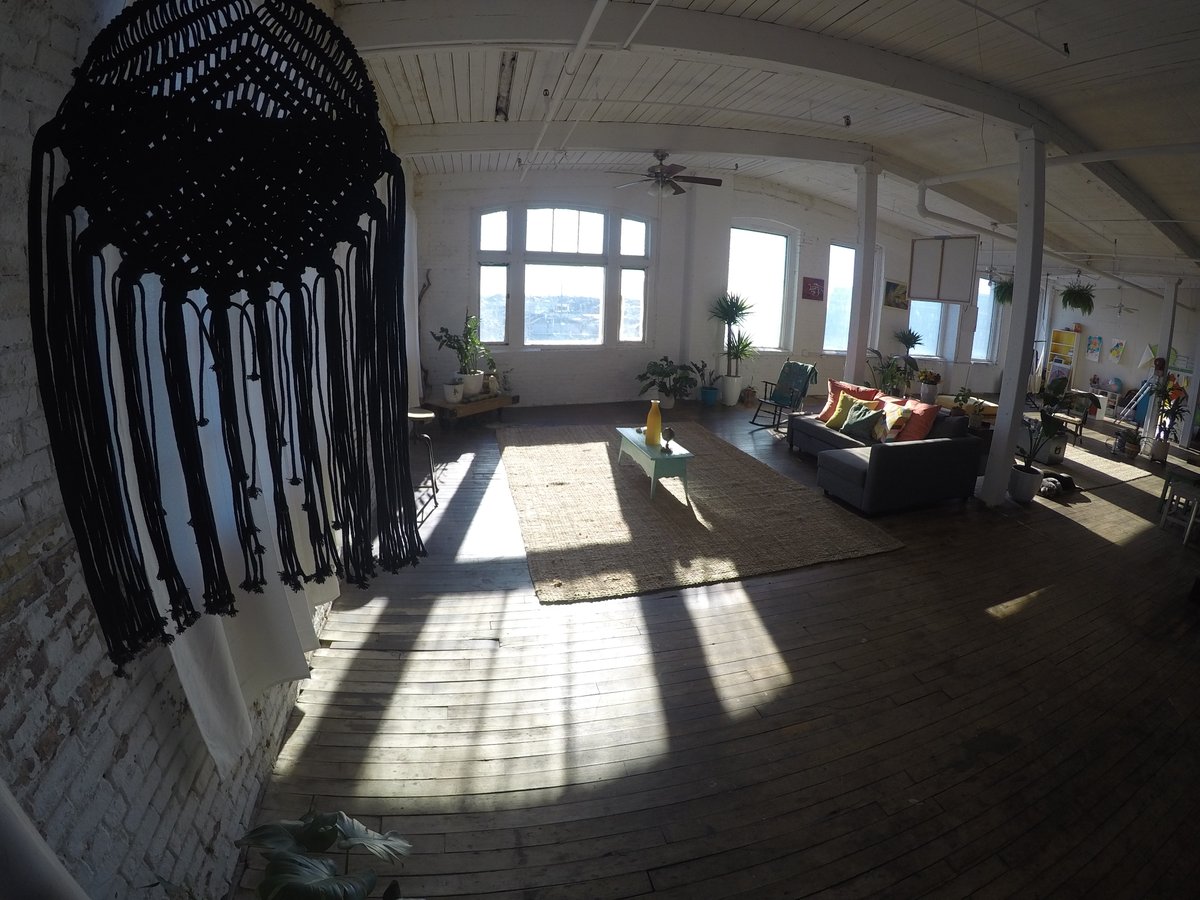 playhausnj's tweet photo. Hello twitter world! Need a #space for #photography #videoshoot #Booking available. https://t.co/CkAe1T4mAD