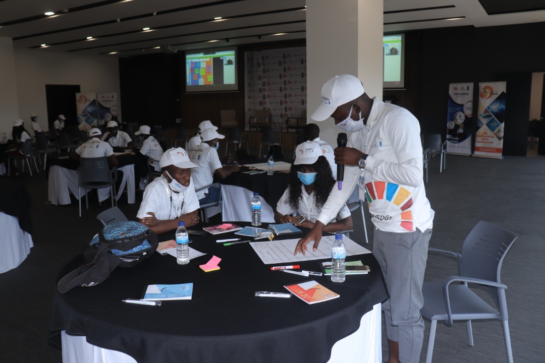 LabInnova's tweet photo. #Hack4SDGs 🇬🇼 #Day1

KickOff and Design Thinking Session
#HybridEvent  

#Agenda2030 #BuildForwardBetter #Covid19 https://t.co/HqUL11v9Qw