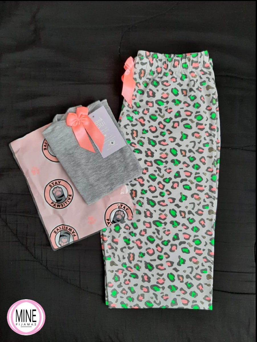 _villamn's tweet photo. Soy psicóloga y no he podido encontrar empleo, así que estoy vendiendo estas pijamas, las ventas han estado bajas y es mi fuente de dinero principal, me encantaría que Twitter hiciera su magia, soy confiable y hago envíos a todo el pais. https://t.co/RS4BXJRnhg