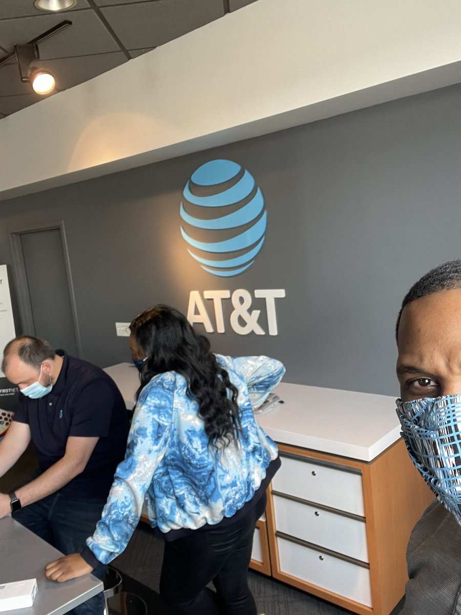 RodneyHerron504's tweet photo. Great Signature Visit at the View. Adding big discounts on deserving AT&amp;T customer accounts with the Clearview team. Ro and Chris winning with Signature!! #FindAFan #SRT https://t.co/htEXQ5iQdu