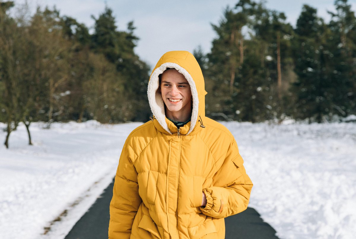 AlphaGamma_Bank's tweet photo. Tip #1 for hiking in the winter...Gear up!

Visit our website for all your cold weather gear. https://t.co/lpbskFM0vo https://t.co/PI0kYIFZFP