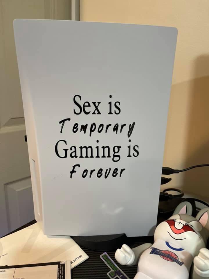 scsmith0877's tweet photo. It’s all fun and games lol https://t.co/A5I6Pz6HrU