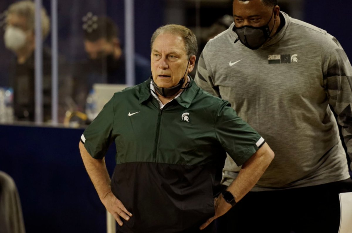 YahooSports's tweet image. Michigan State announces basketball team will now be called "MSU Spartans Presented by Rocket Mortgage"

(No, we're not kidding)

➡️ yhoo.it/3qF435l