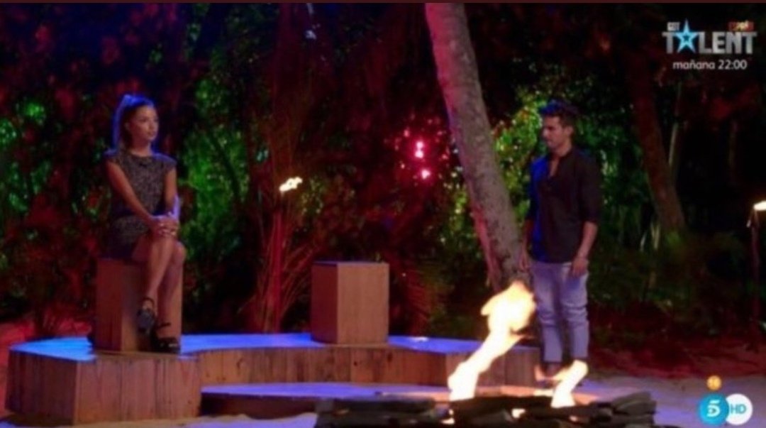 Cuando salías por la noche a decirle a tu madre que necesitas una cartulina para mañana 

#LaIslaDeLasTentaciones9