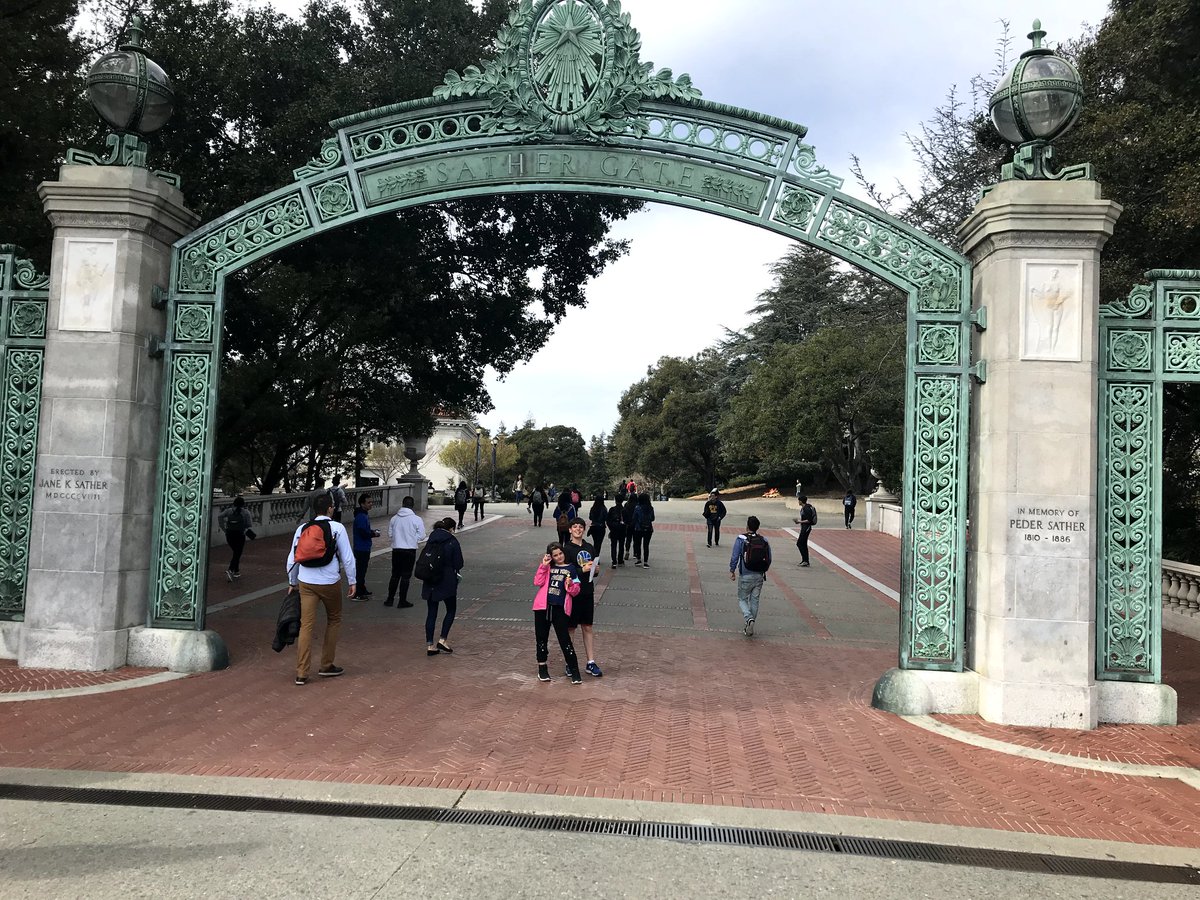 Flashback to when Sather Gate was full of students heading to class. #CalBigGive #tbt #BerkeleyChangemaker