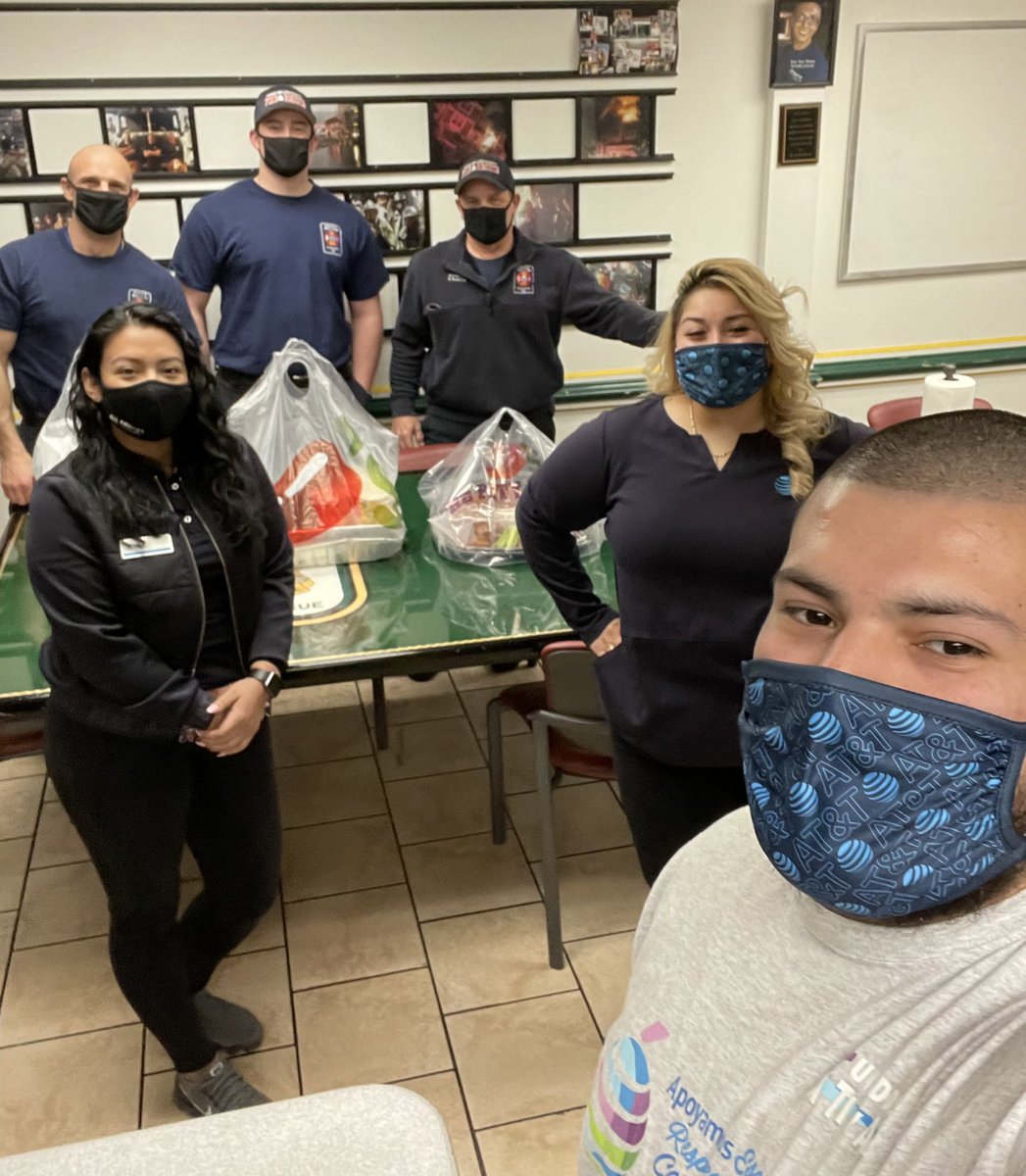 Sesar Argueta (@arguetasesar) on Twitter photo Potomac Mills is ready for #FirstNetFriday! Thank you <a href="/Chilis/">Chili's Grill & Bar</a> Woodbridge for partnering with us to support our local First Responders! #FirstNet #MASinFANtry #areyouaFANyet <a href="/404girl/">Betsy Francis</a> @VinceLeaks <a href="/VMoncada_/">Vanessa Moncada</a> <a href="/DaleB1/">Dale S. Brown</a> Potomac Mills is ready for #FirstNetFriday! Thank you <a href="/Chilis/">Chili's Grill & Bar</a> Woodbridge for partnering with us to support our local First Responders! #FirstNet #MASinFANtry #areyouaFANyet <a href="/404girl/">Betsy Francis</a> @VinceLeaks <a href="/VMoncada_/">Vanessa Moncada</a> <a href="/DaleB1/">Dale S. Brown</a>