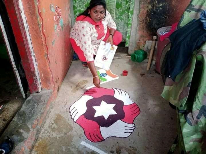 NeethiIt's tweet photo. எண்ணத்தாலும் வண்ணத்தாலும் மலர்ந்துகொண்டு இருக்கும் நம் மய்யம்...
@maiamofficial @MNMWomen #சீரமைப்போம்_தமிழகத்தை #தமிழகம்_விற்பனைக்கு_அல்ல #iammaiam https://t.co/VXguqC17OM