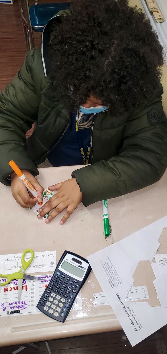 MountToday's tweet photo. A few of our 6th graders working carefully on their 3-D geometric shapes in Math class. #OpenToEducate #TheMouny #AllBoys #Grades6through12 https://t.co/oZv2UaCeHt