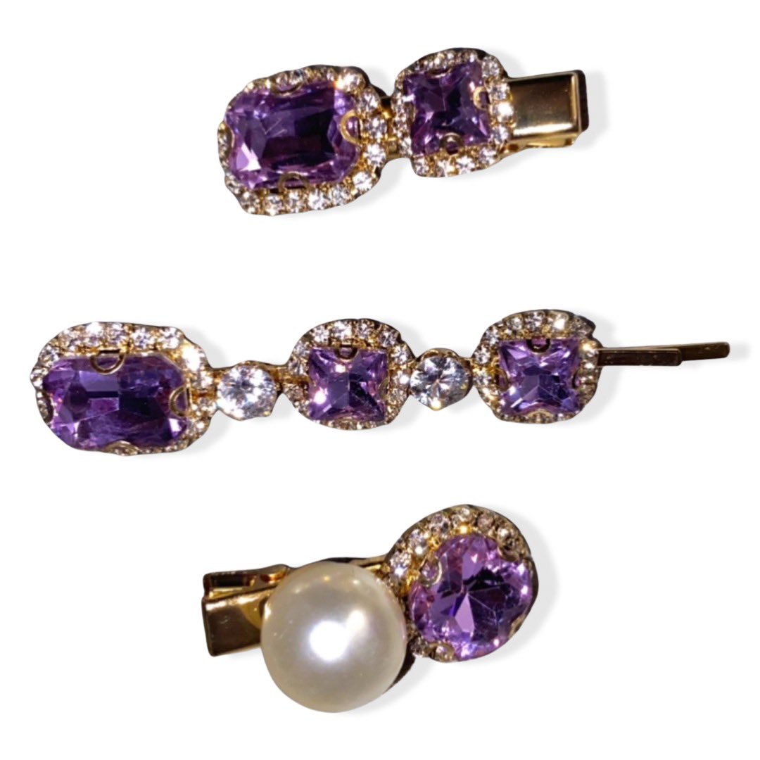 AdrianaBeautyB's tweet photo. OUR ‘ROYALTY HAIR CLIP SET’ IS NOW AVAILABLE‼️
SHOP NOW🛍: https://t.co/4v1IVm7GQr💜
#adrianabeautybox #striplashes #makeupartist #minklash #smallbusiness #falselashes #swatches #makeupgoals #asiandoll #nickiminaj #cosmetics #BlackHistoryMonth #BlackOwnedBusiness #SmallBusiness https://t.co/AESnmsuqbM