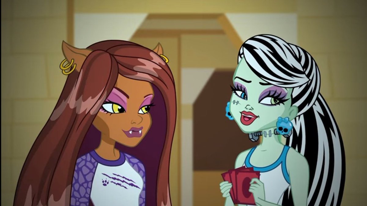 monsterifichoe's tweet photo. now you're telling me theyre straight https://t.co/U2X1YL7UG3